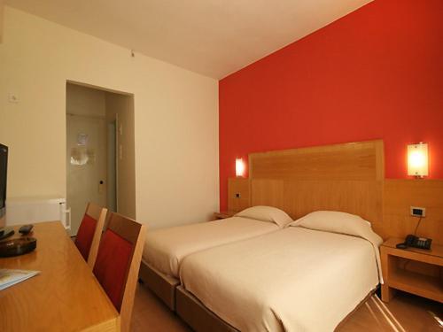 Diana Hotel Chios Town Habitación foto