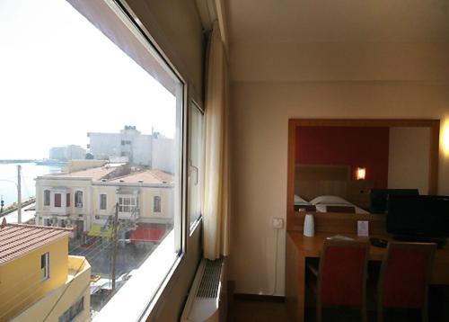 Diana Hotel Chios Town Exterior foto